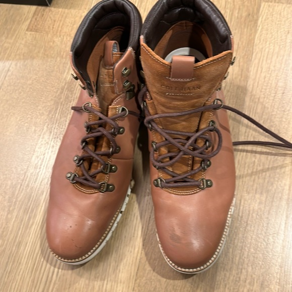 Cole haan waterproof boots . Lightly worn but with some noticeable wear - Picture 1 of 4